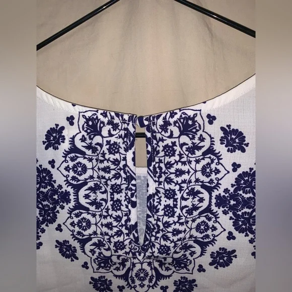 Mooloolaba crop top tshirt - Picture 8 of 10